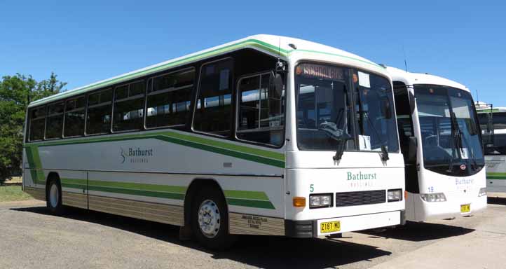 Bathurst Isuzu LT1-11P Custom 310 5